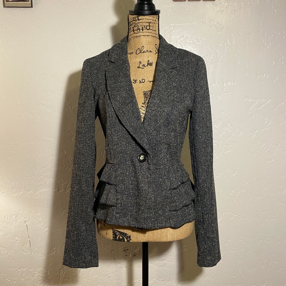 IZ Byer cropped, peplum hem jacket, size large.